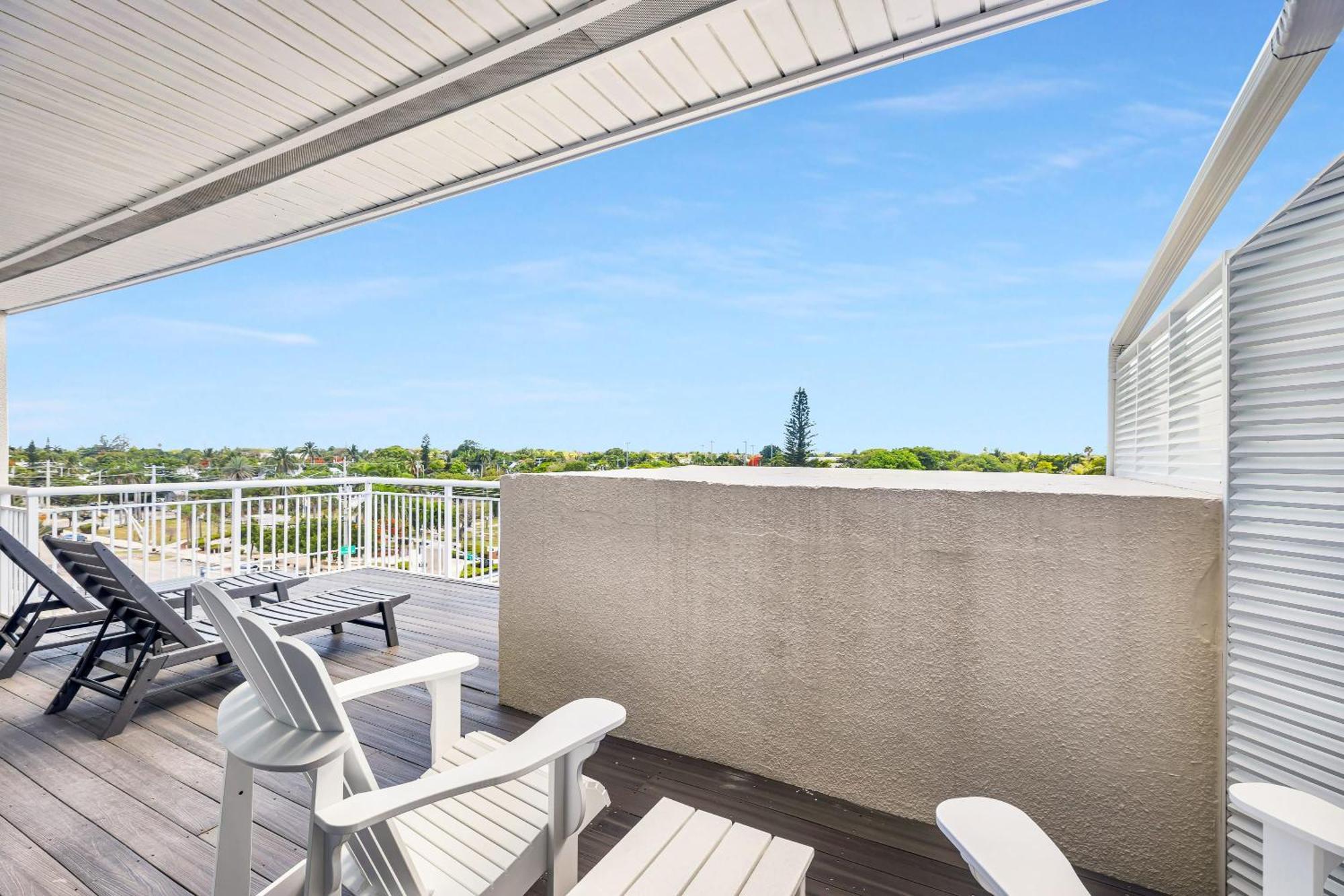 St Kitts - Downtown Waterfront Penthouse Pool Dock Parking Villa Key West Luaran gambar